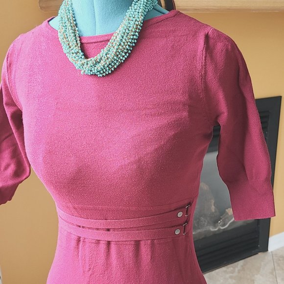 Dress - Picture 1 of 6
